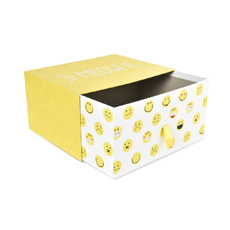 Magic box for cat scratcher and toys